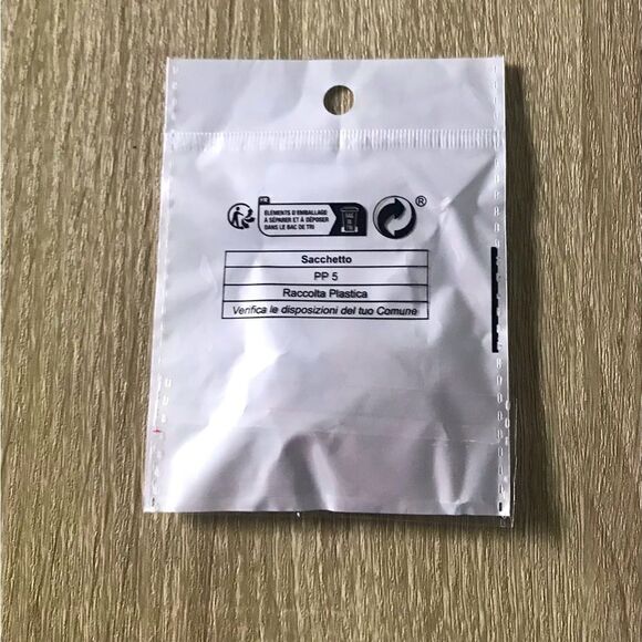 NEW … Retro Semi-Circle Leather Earrings - Picture 7 of 7